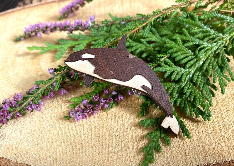 orca whale pin, killer whale pin brooch