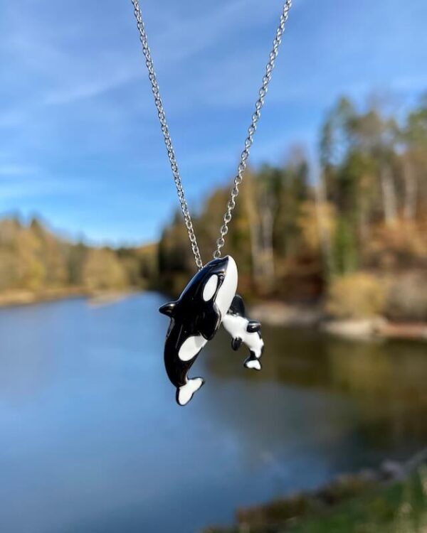 Orca necklace monther and calf