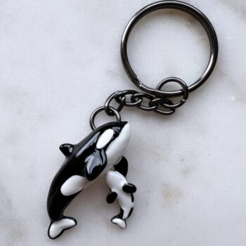 orca keychain - family bond