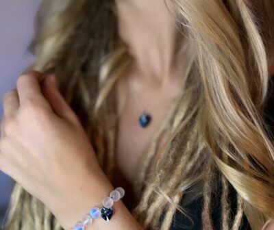 Moonstone bracelet with a swarovski crystal