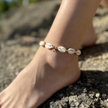 Cowrie shell anklet gold - whale tail
