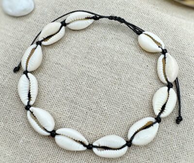 Cowrie shell anklet - black&white