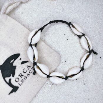 Cowrie shell bracelet - Black&White