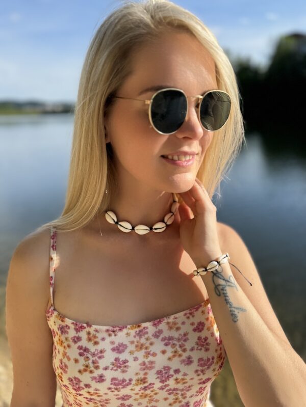 cowrie shell choker necklace