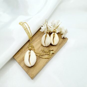 18k gold plated cowrie shell necklace