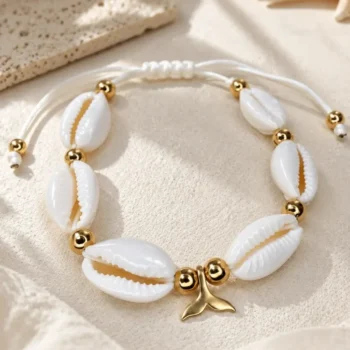 Whale tail cowrie shell bracelet