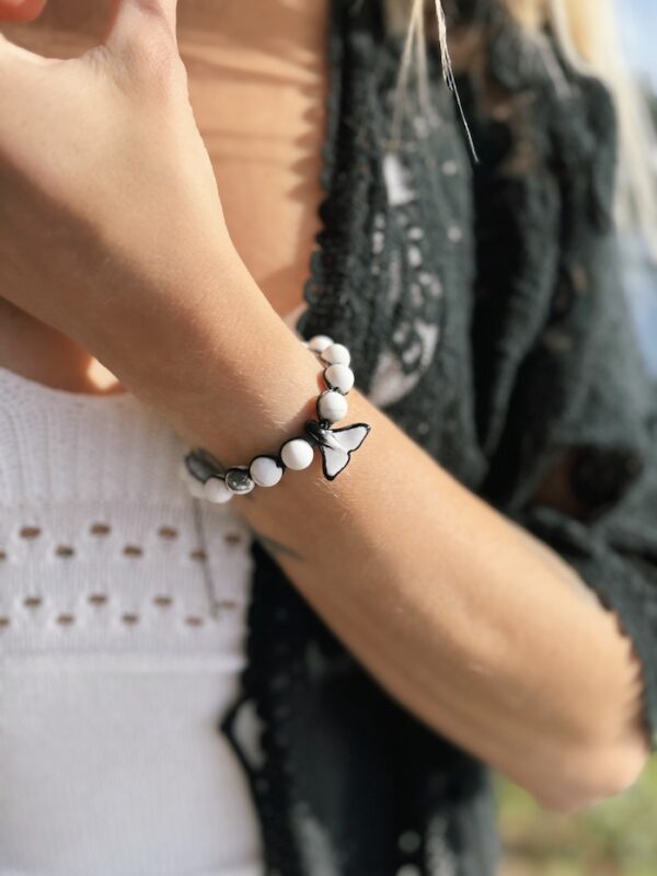 whale tail bracelet